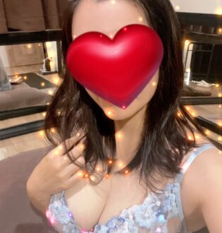 SEASPA 亀戸 (シースパ) 結城りん