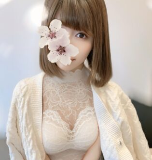 THE HALF (ザ ハーフ) 椿ひな