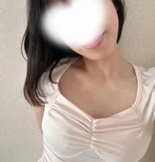 B-QINS 神奈川店 (ビークインズ) はな