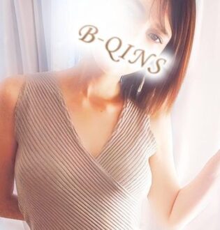 B-QINS 神奈川店 (ビークインズ) ゆり