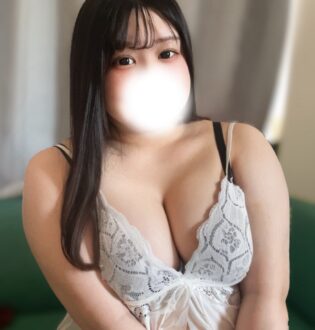 ぷるるんRICH 月野るな