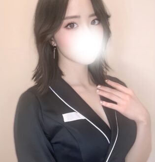 LUXENTIQUE (ラグザンティーク) 二階堂ゆめ