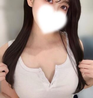 Offsuit️ (オフスート) 桃白かな