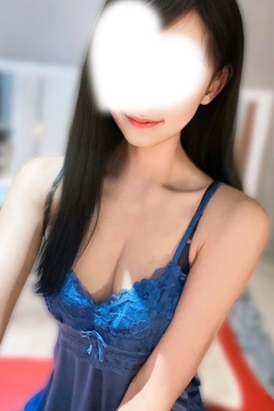 Offsuit️ (オフスート) 桃瀬えれな