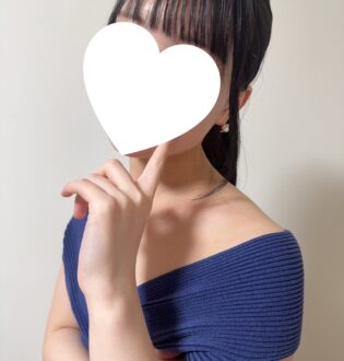 RED CARPET 用賀・上石神井 (レッドカーペット) 雪原りん