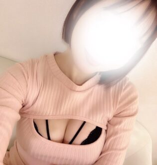 Nia & Gina (ニアアンドジーナ) みおん