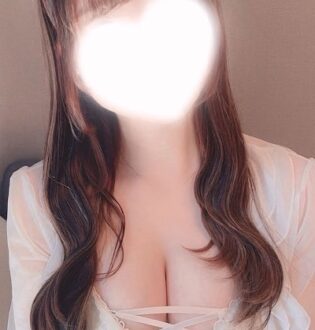 Offsuit️ (オフスート) 真鍋りりか
