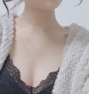 Flamingo (フラミンゴ) 汐見なぎ