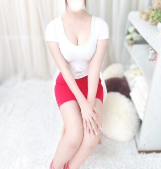 MOMOSPA 池袋 (モモスパ) 片岡りな