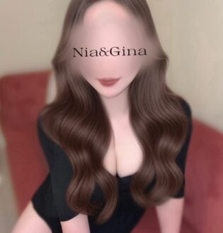 Nia & Gina (ニアアンドジーナ) れいな