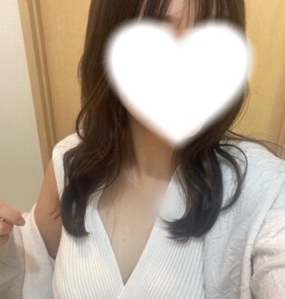 Shellie May (シェリーメイ) よよ