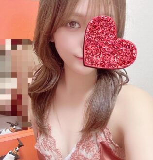 Shellie May (シェリーメイ) ゆのん