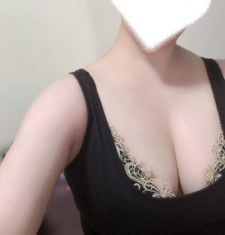 M～second～ (エムセカンド) 栗花落まひろ