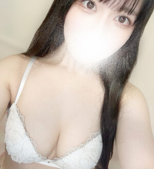 BLUE EYES (ブルーアイズ) 間宮いと