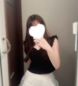 Aroma chelone (アロマケローネ) 佐々木みなみ