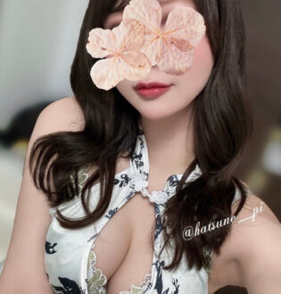 NEW+PLUS (ニュープラス) 初音ゆか