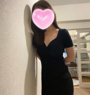 にゃんにゃんにゃん (ニャンニャンニャン) りこ