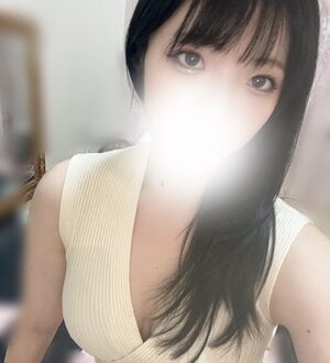 BECAUSE (ビコーズ) 本橋ひなた