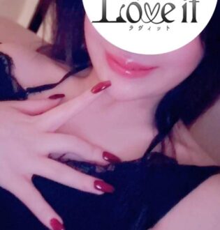 Love it (ラヴィット) 葵らい