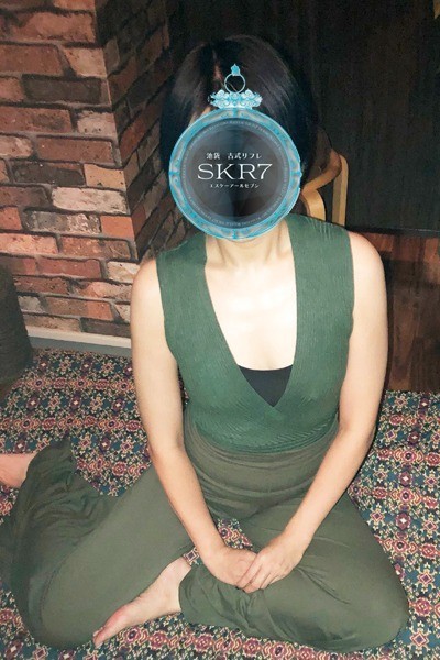 SKR7 池袋 (エスケーアールセブン) ともみ