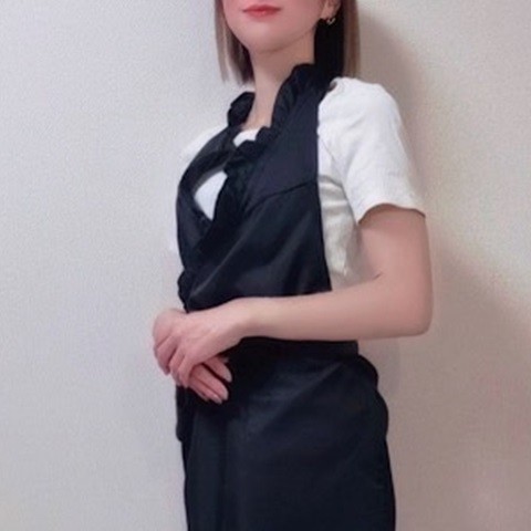 EMUe (エミュ) 岡田りん