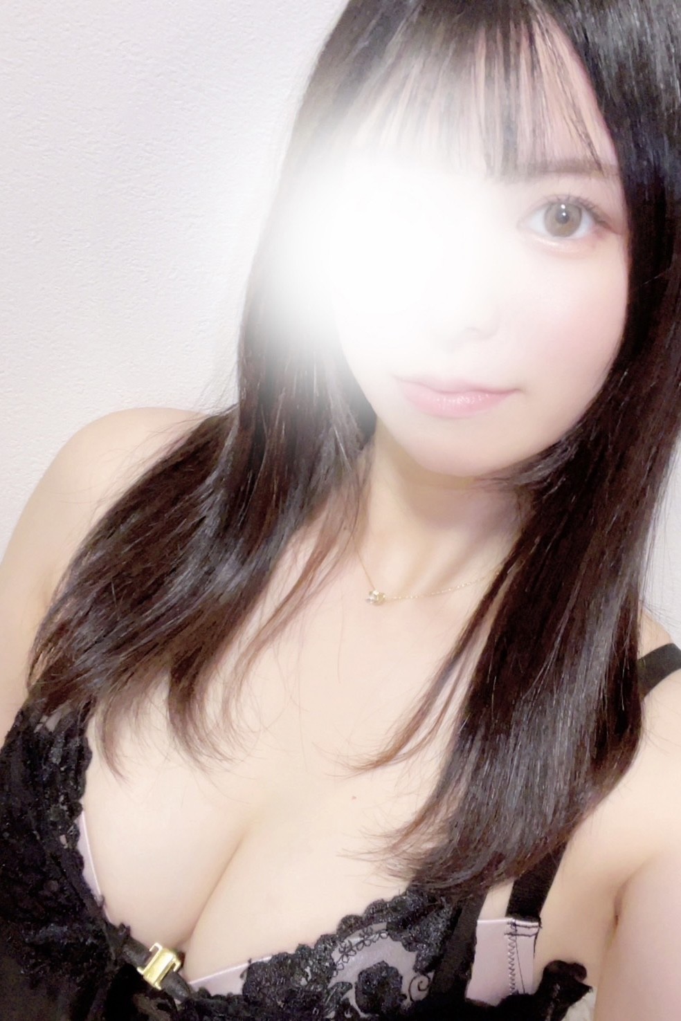 The Aroma (ザ アロマ) 桃瀬りお