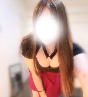 Catalana (カタラーナ) 椿かえで