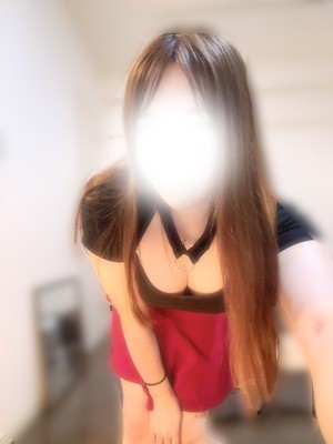 Catalana (カタラーナ) 椿かえで