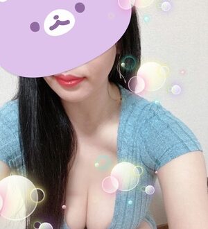 R40 練馬 (アールフォーティー) まゆ