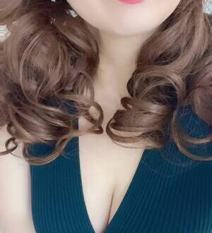 女神の熟女エステ 宮脇えみ