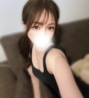 HITORI GURASHI (ヒトリグラシ) せりな