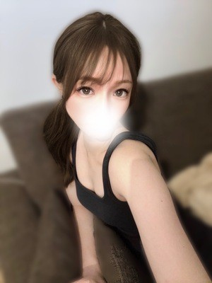 HITORI GURASHI (ヒトリグラシ) せりな