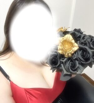 至極のむちむちQueen 芹沢みお