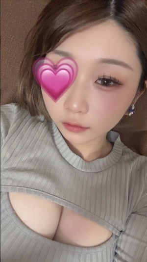 EREN (エレン) 藤倉さえ