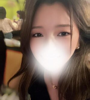 Chloe (クロエ) 藤原あやめ