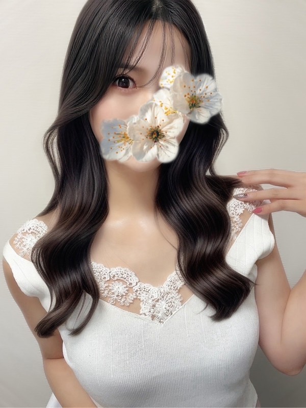 THE HALF (ザ ハーフ) 桃瀬ゆうり