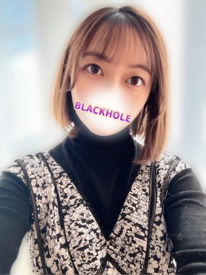 BLACK HOLE (ブラックホール) ももあ
