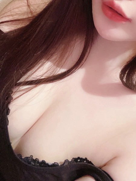 赤坂 The Salon (ザ・サロン) りおん