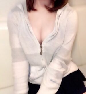 CREST SPA (クレストスパ) 椿りこ