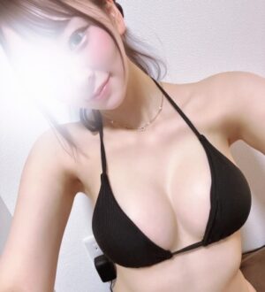 AROMA CROWN (アロマクラウン) るあ