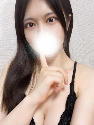 BLUE EYES (ブルーアイズ) 泉るい