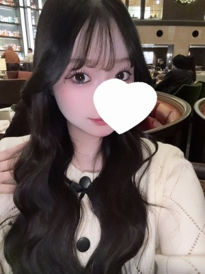 Red Ribbon 三鷹 (レッドリボン) ひな