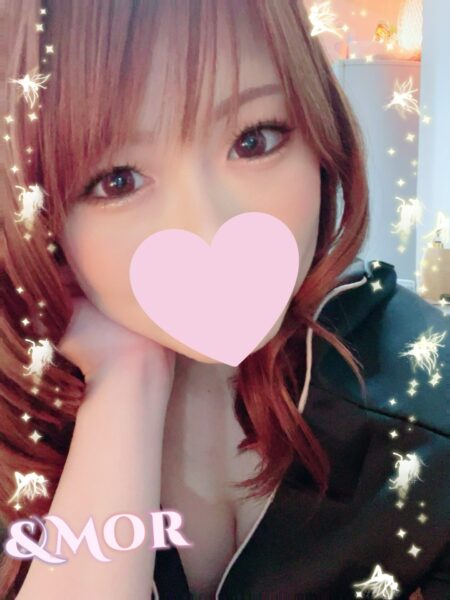 &More (アンドモア) 桃瀬めぐ