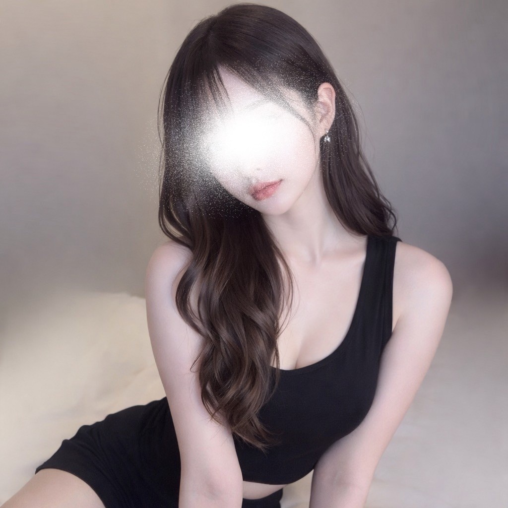 Ecru (エクリュ) 結城いちか