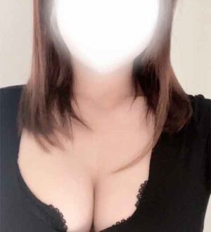 AROMA CHARIS (アロマカリス) 桜井かれん