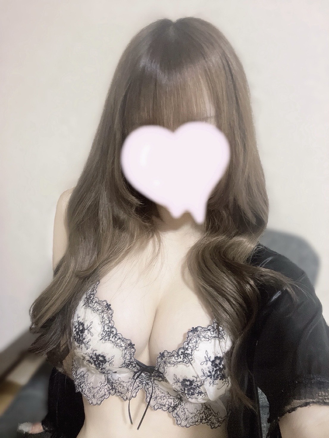 Viragu Spa 町田・相模原 (ヴィラーグスパ) みみ