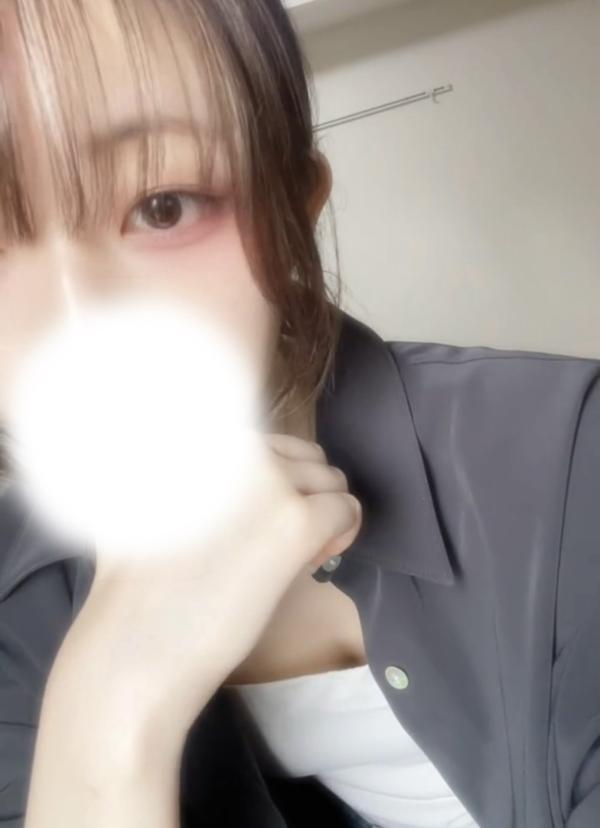 MITSUBACHI 新宿 (ミツバチ) あすか