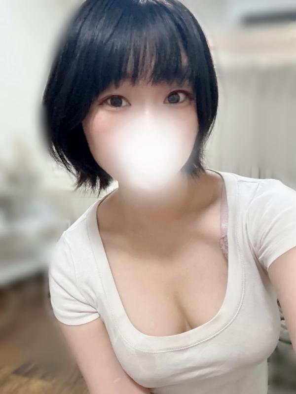 MITSUBACHI 新宿 (ミツバチ) ゆきめ