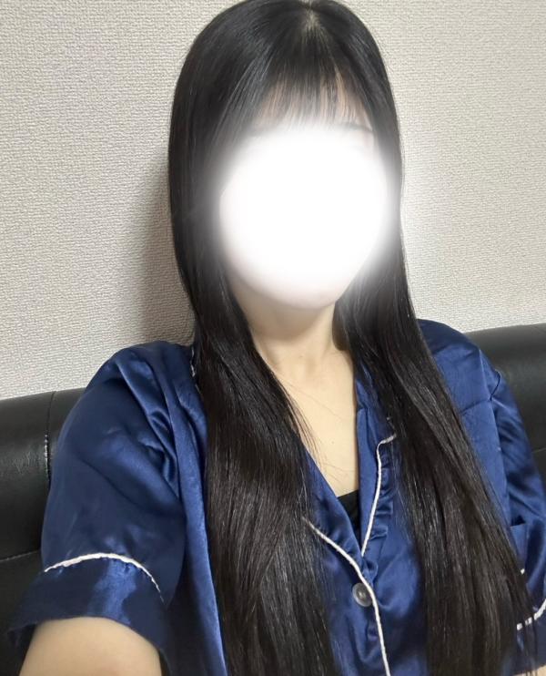 MITSUBACHI 新宿 (ミツバチ) まどか