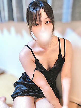 BEYOND (ビヨンド) 桃宮あまね